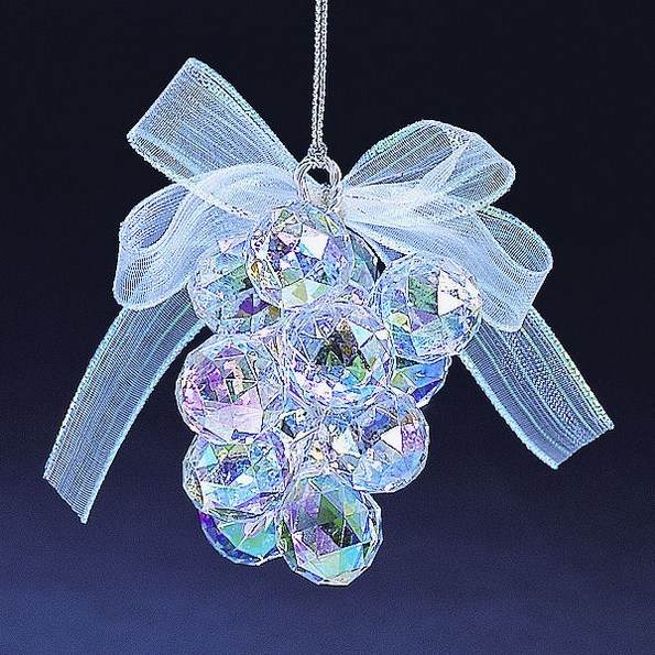 Item 101736 Iridescent Grapes Cluster Ornament