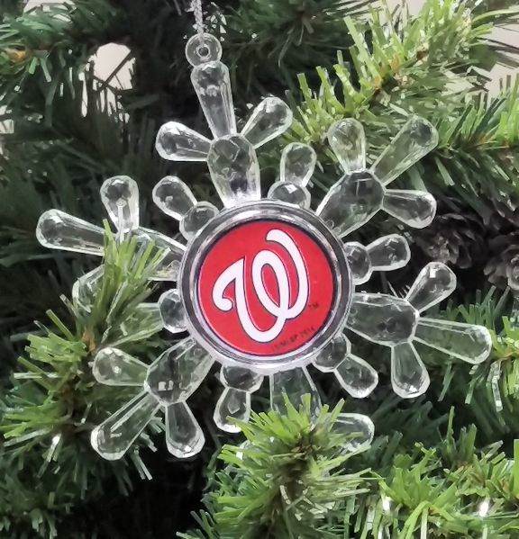 Item 141029 Washington Nationals Snowflake Ornament