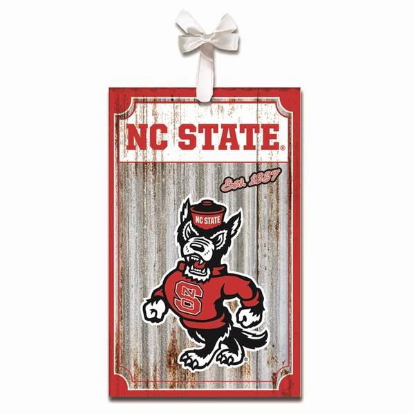 Item 420438 North Carolina State University Wolfpack Corrugate Ornament