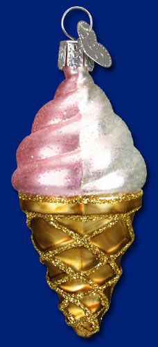 Item 425758 Small Strawberry/Vanilla Ice Cream Cone Ornament
