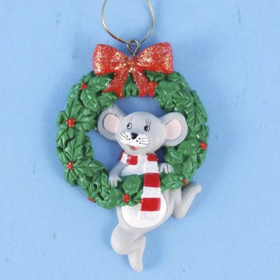 Item 436559 Christmas Mouse Hanging On Wreath Ornament
