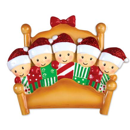 Item 459300 Family of 5 In Bed With Gifts Ornament