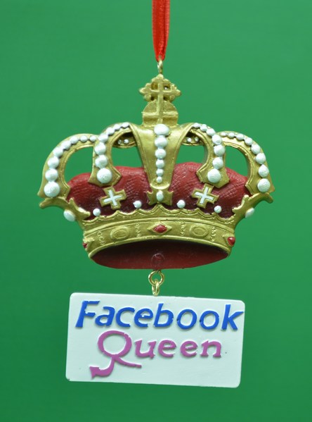 Item 483765 Facebook Queen Ornament