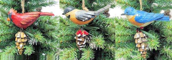 Item 483814 Bird With Pine Cone Ornament
