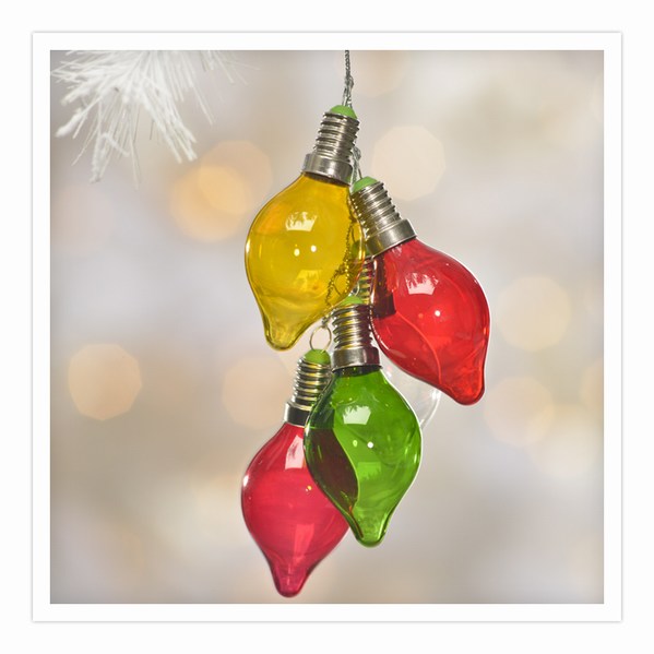 Item 497013 Strand of Christmas Light Bulbs Ornament