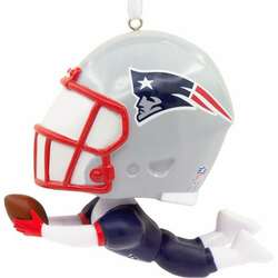 Item 333667 thumbnail New England Patriots Diving Buddy Ornament