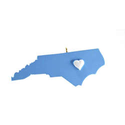Item 416288 University of North Carolina Tar Heels Heart Ornament