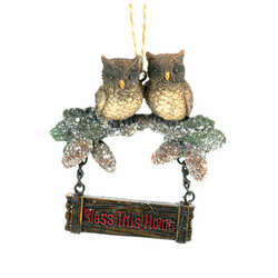 Item 833021 Owls With Sign Ornament