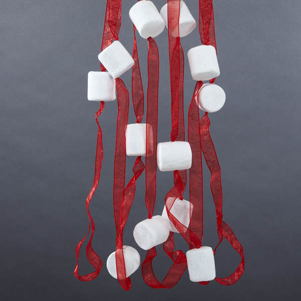 9 Foot Marshmallow Garland - Item 101442 | The Christmas Mouse