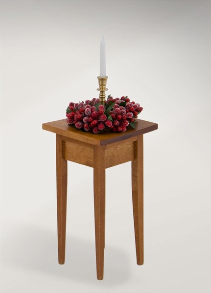 Item 113533 Table With Candlestick