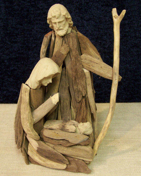 Item 115052 Small Driftwood Holy Family