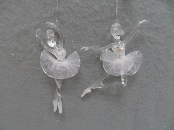 Item 303164 Clear/White Ballet Ornament