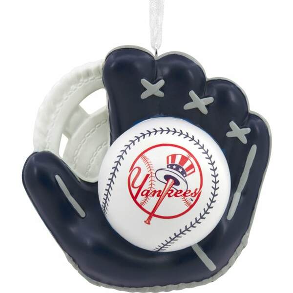 Item 333267 New York Yankees Glove Ornament
