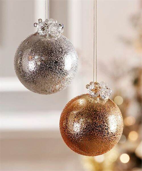 Item 408069 Silver/Gold Ball Ornament