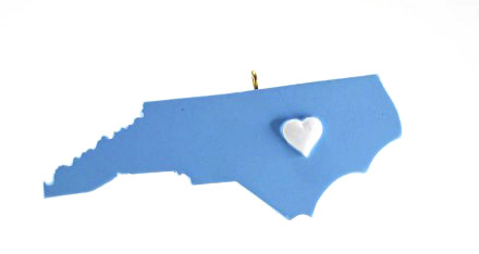 Item 416288 University of North Carolina Tar Heels Heart Ornament