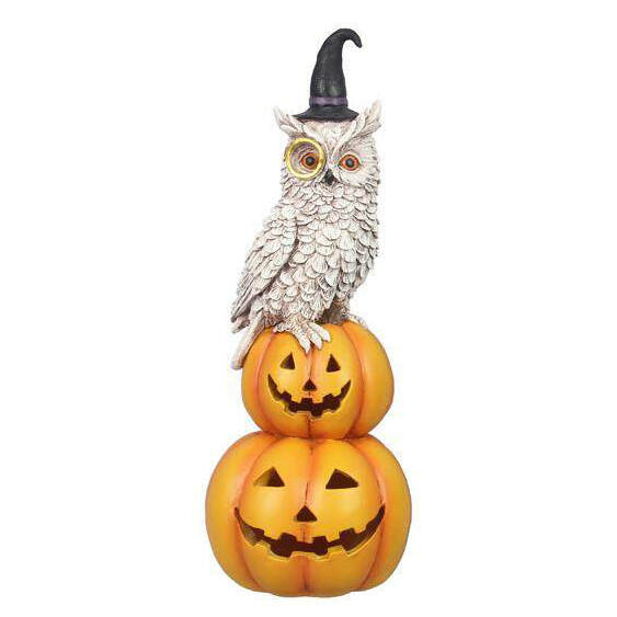 Item 601004 Owl With Stacked Pumpkins