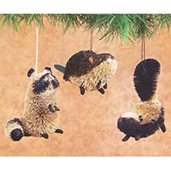 Item 177214 Raccoon/Beaver/Skunk Ornament