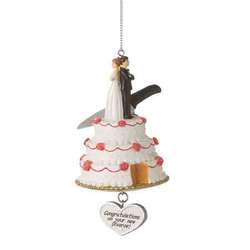 Item 262220 Wedding Cake Divorce Ornament