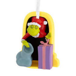 Item 334130 Grinch Fireplace Ornament