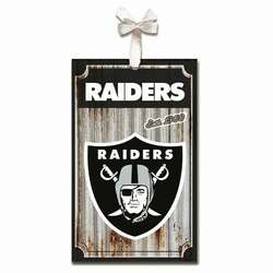 Item 421228 Oakland Raiders Corrugate Ornament