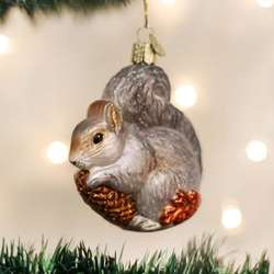 Item 425484 Hungry Squirrel Ornament
