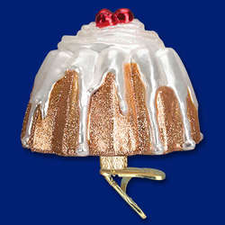 Item 425829 Bundt Cake With Cherries & White Icing Clip-On Ornament