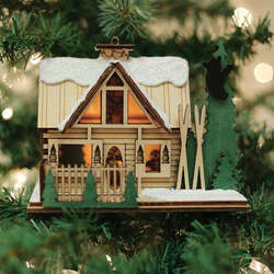 Item 426199 Santas Ski Lodge Ornament