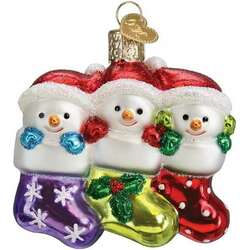 Item 426392 Snow Family Of 3 Ornament