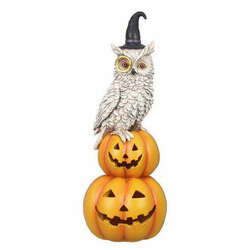 Item 601004 Owl With Stacked Pumpkins
